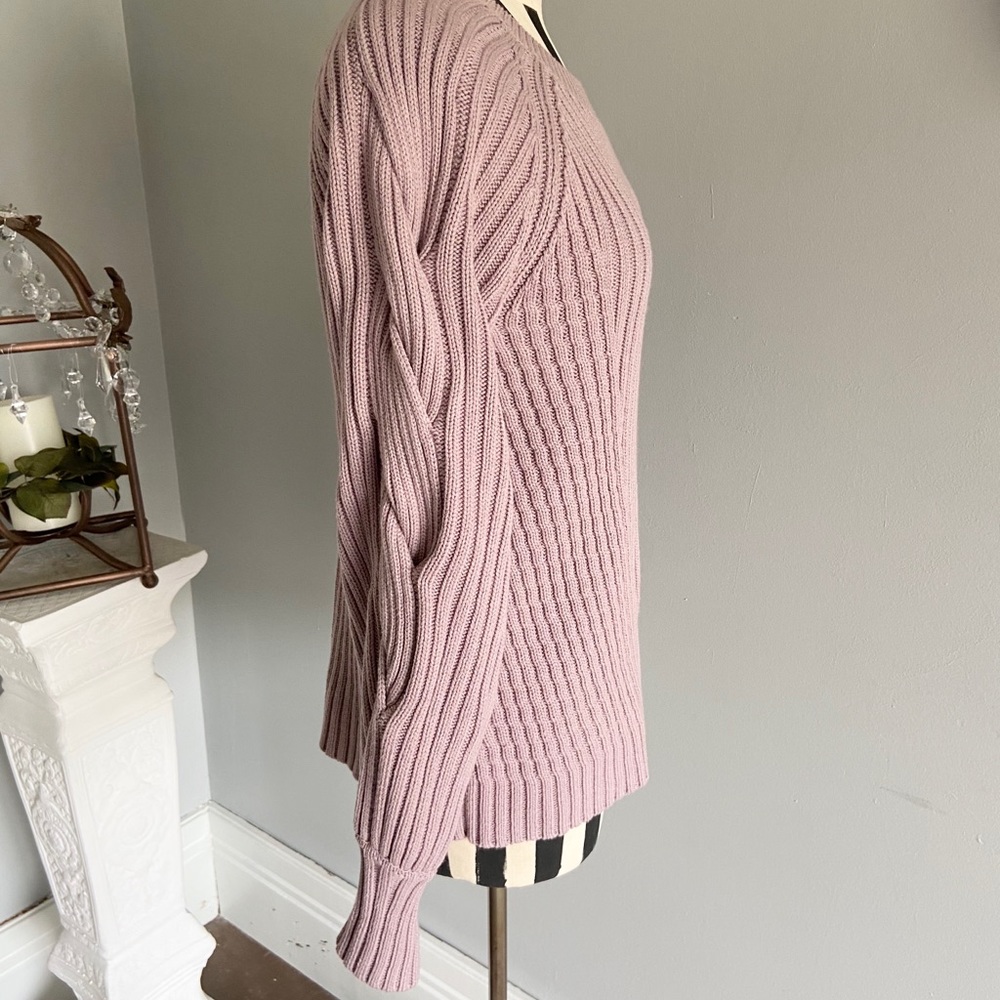 Simply Vera Wang lavender chunky sweater - Picture 4 of 11